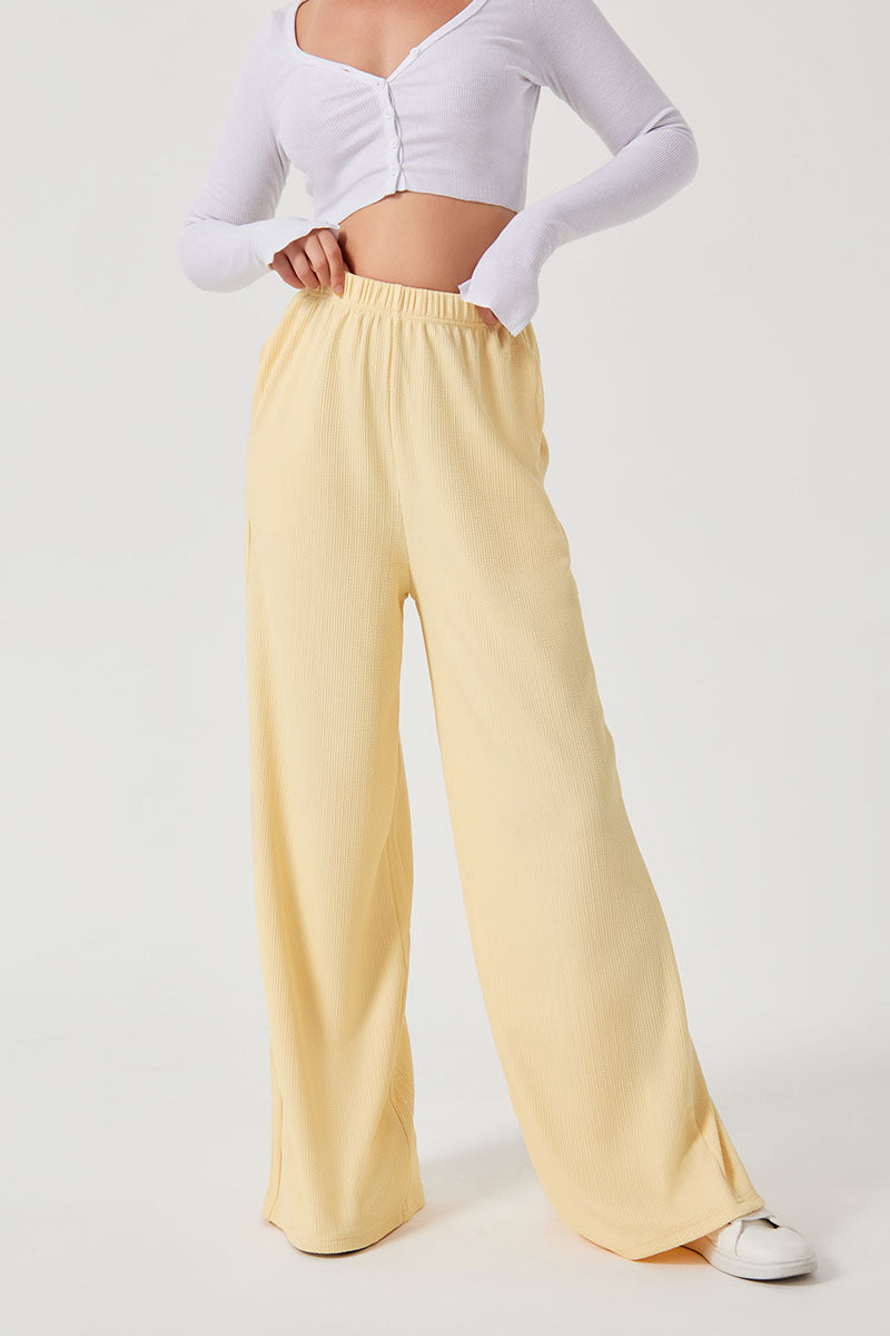 COMFORTABLE WIDE-LEG TROUSERS