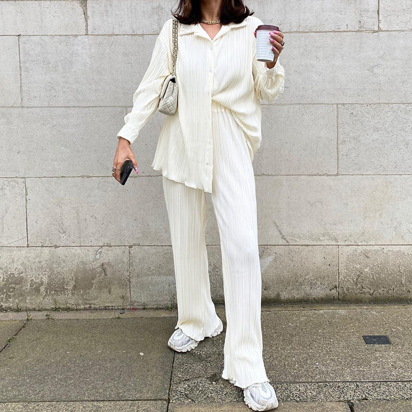 PLEATED LONG-SLEEVED SHIRT AND TROUSERS SET